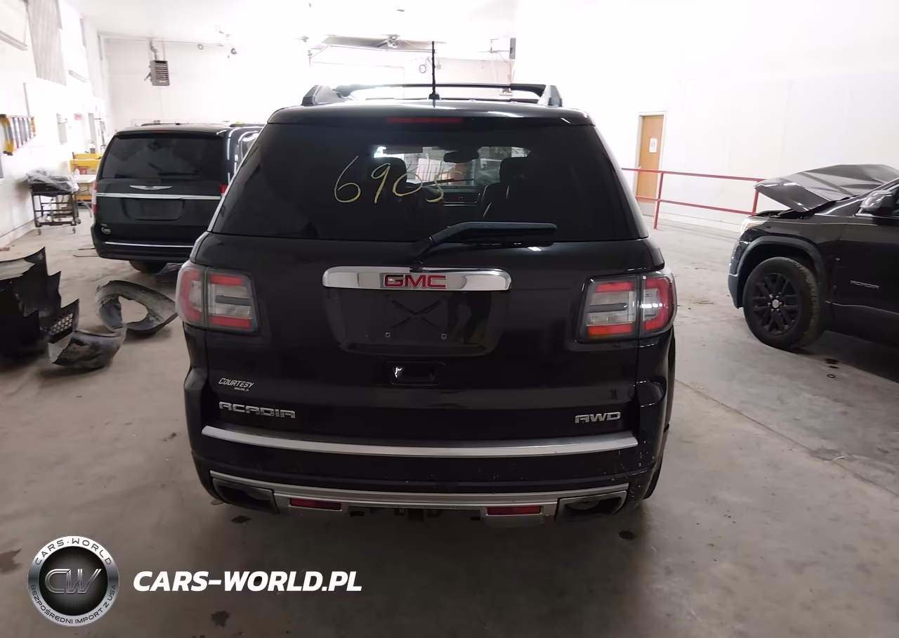 2015 GMC Acadia Denali VIN:1GKKVTKD3FJ263375 - 17
