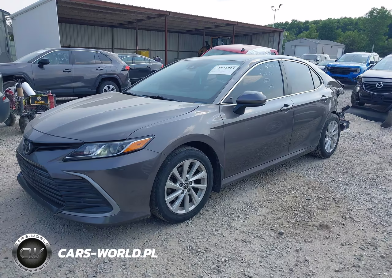2021 Toyota Camry Le VIN:4T1C11AK1MU573354 - 2