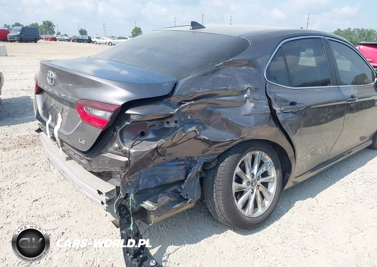 2021 Toyota Camry Le VIN:4T1C11AK1MU573354 - 6