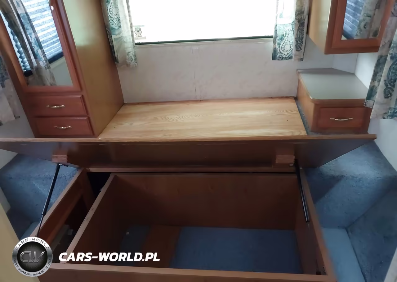 2000 Chevrolet Express Rv Cutaway VIN:1GBJG31J7Y1257899 - 18