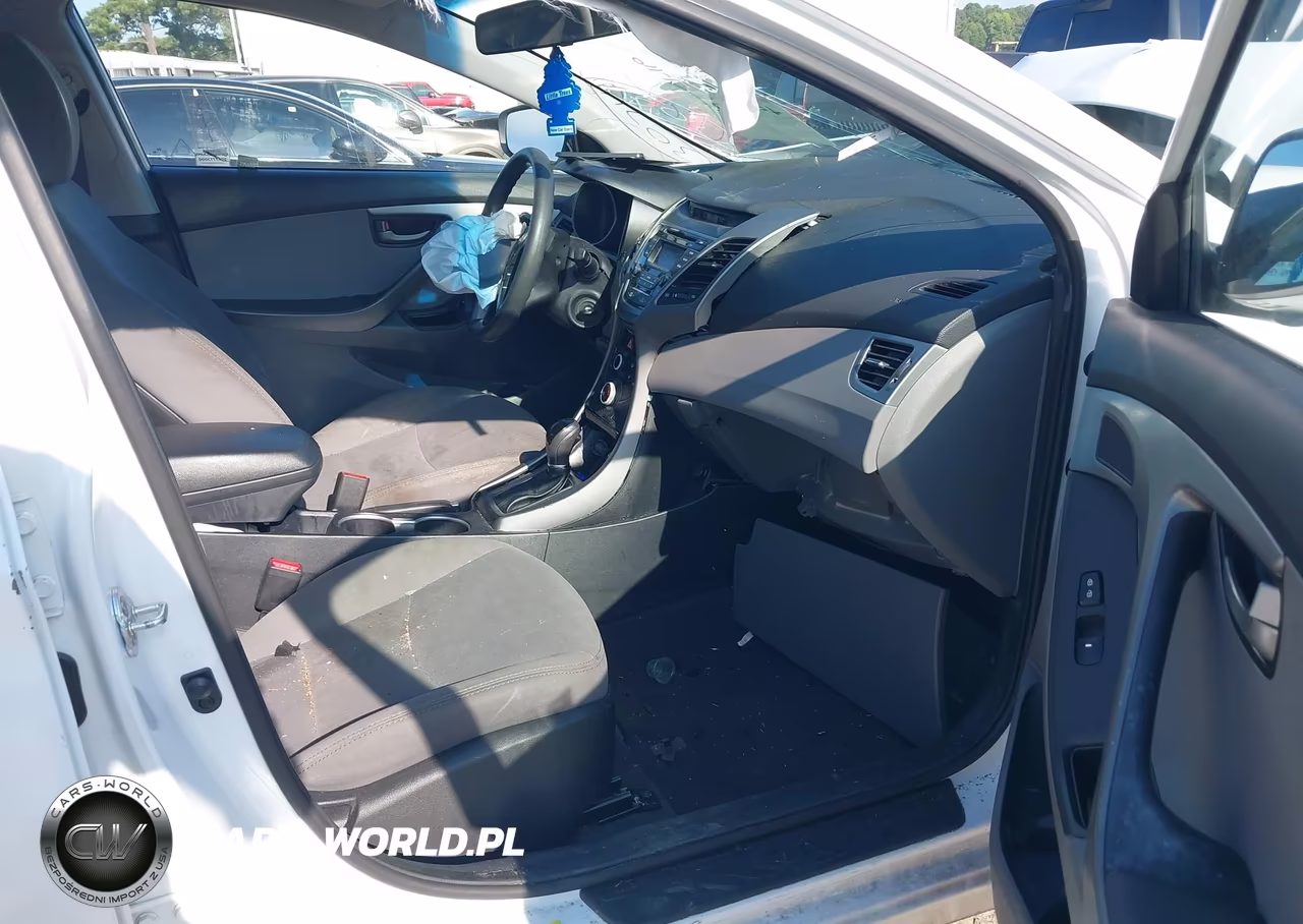 2016 Hyundai Elantra Se VIN:5NPDH4AE4GH740076 - 5