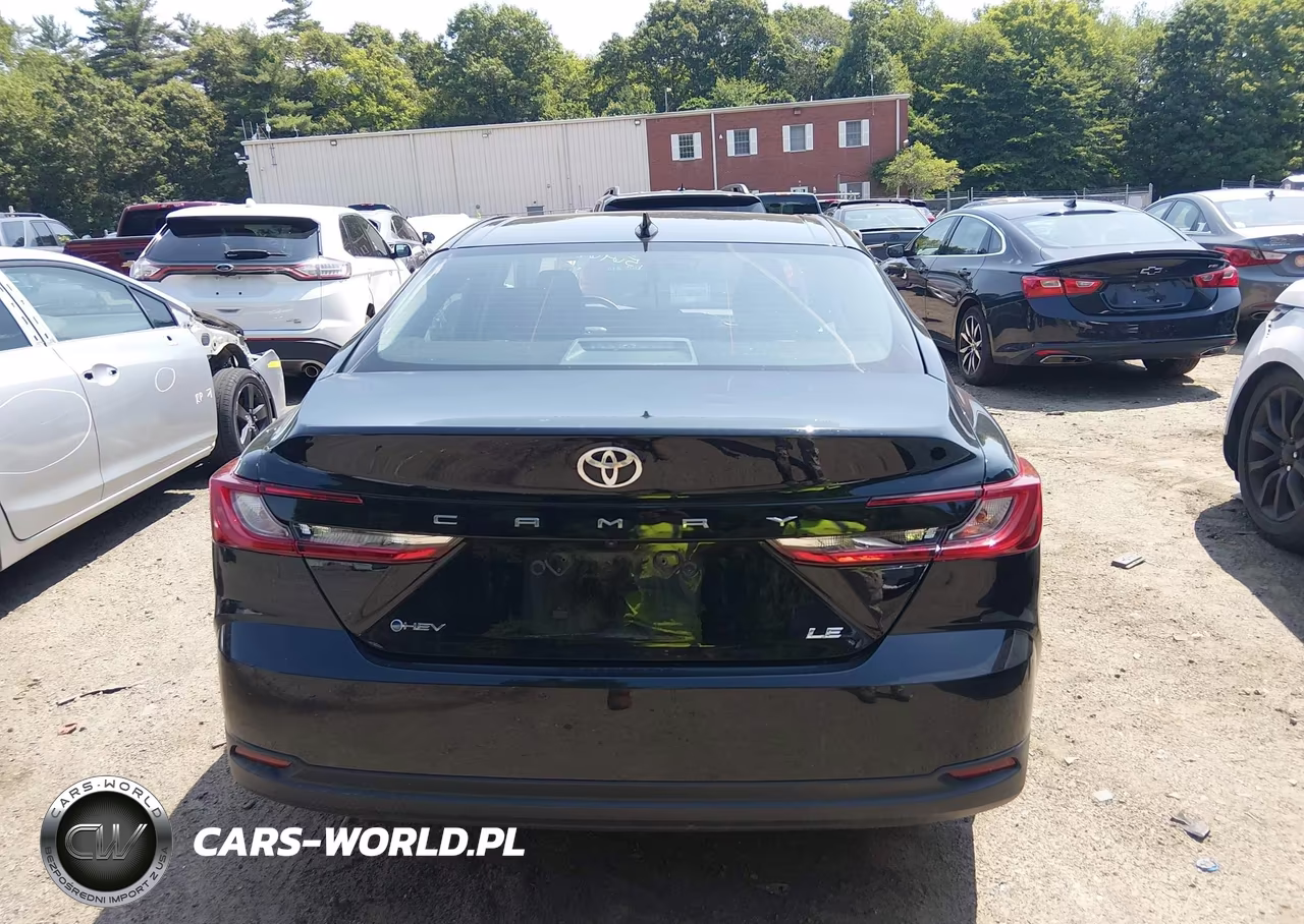 2025 Toyota Camry Le VIN:4T1DAACK5SU611070 - 16