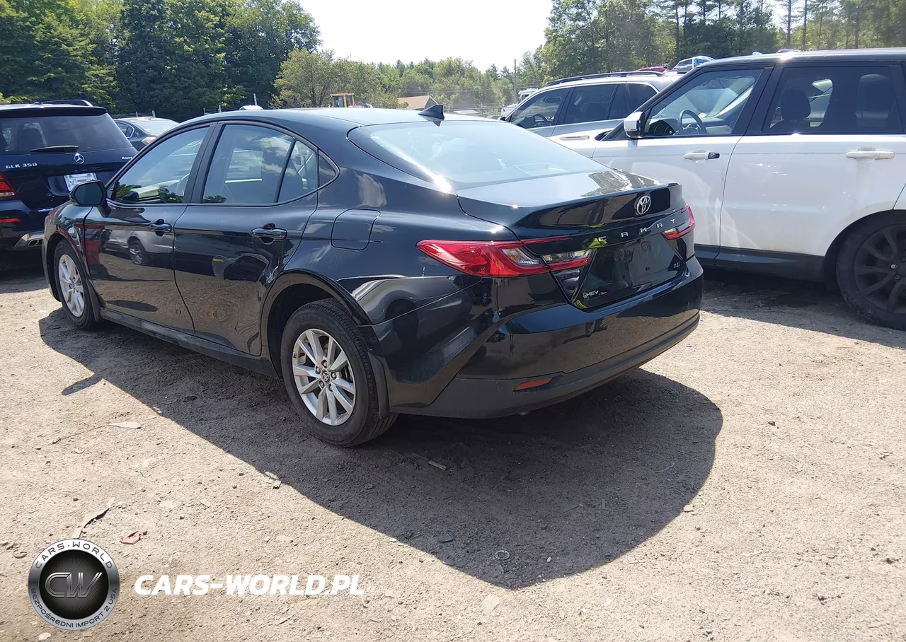 2025 Toyota Camry Le VIN:4T1DAACK5SU611070 - 3