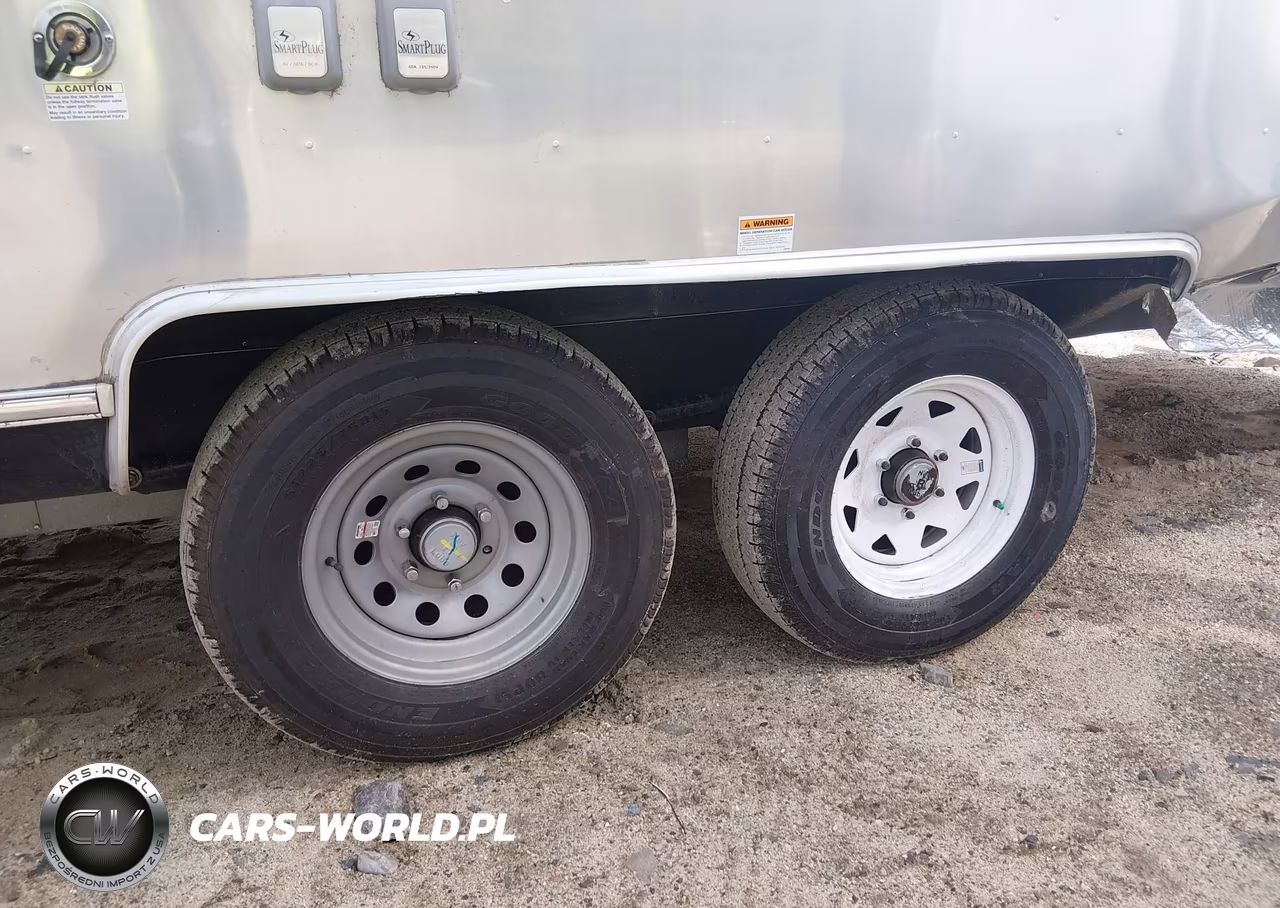 2024 Airstream Other VIN:1STT9YL20RJ571155 - 10