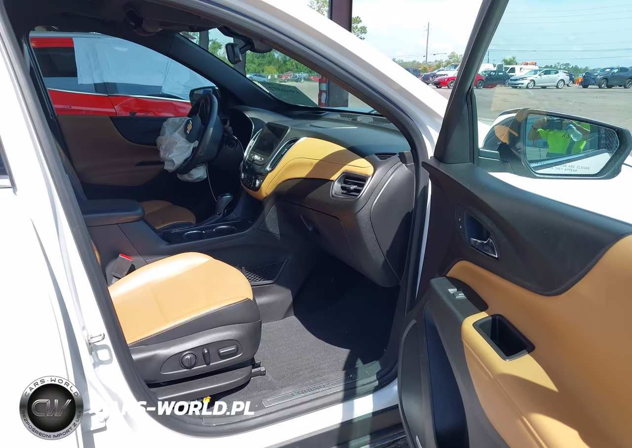 2018 Chevrolet Equinox Premier VIN:2GNAXNEX4J6172454 - 5