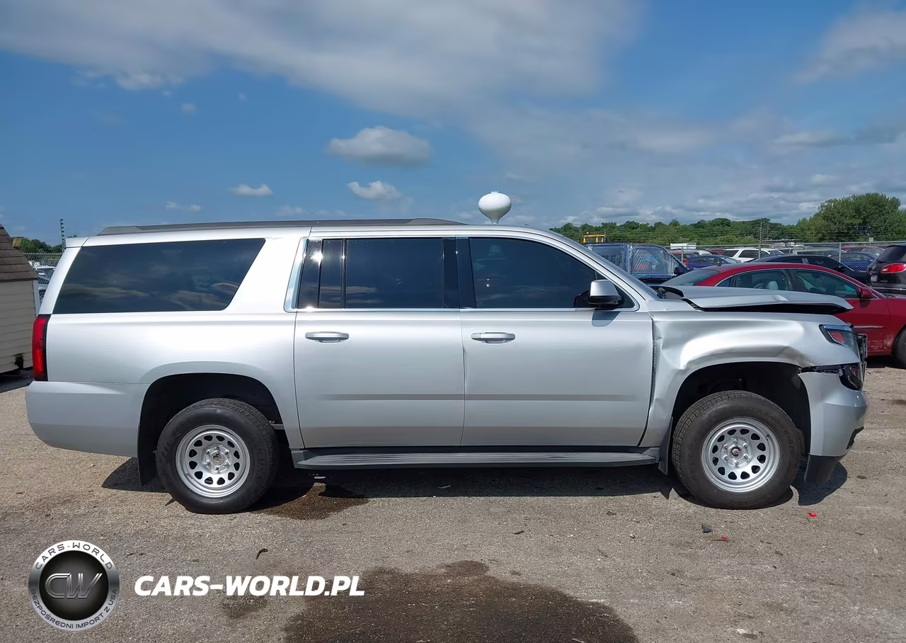 2015 Chevrolet Suburban Lt VIN:1GNSKJKC0FR305705 - 13