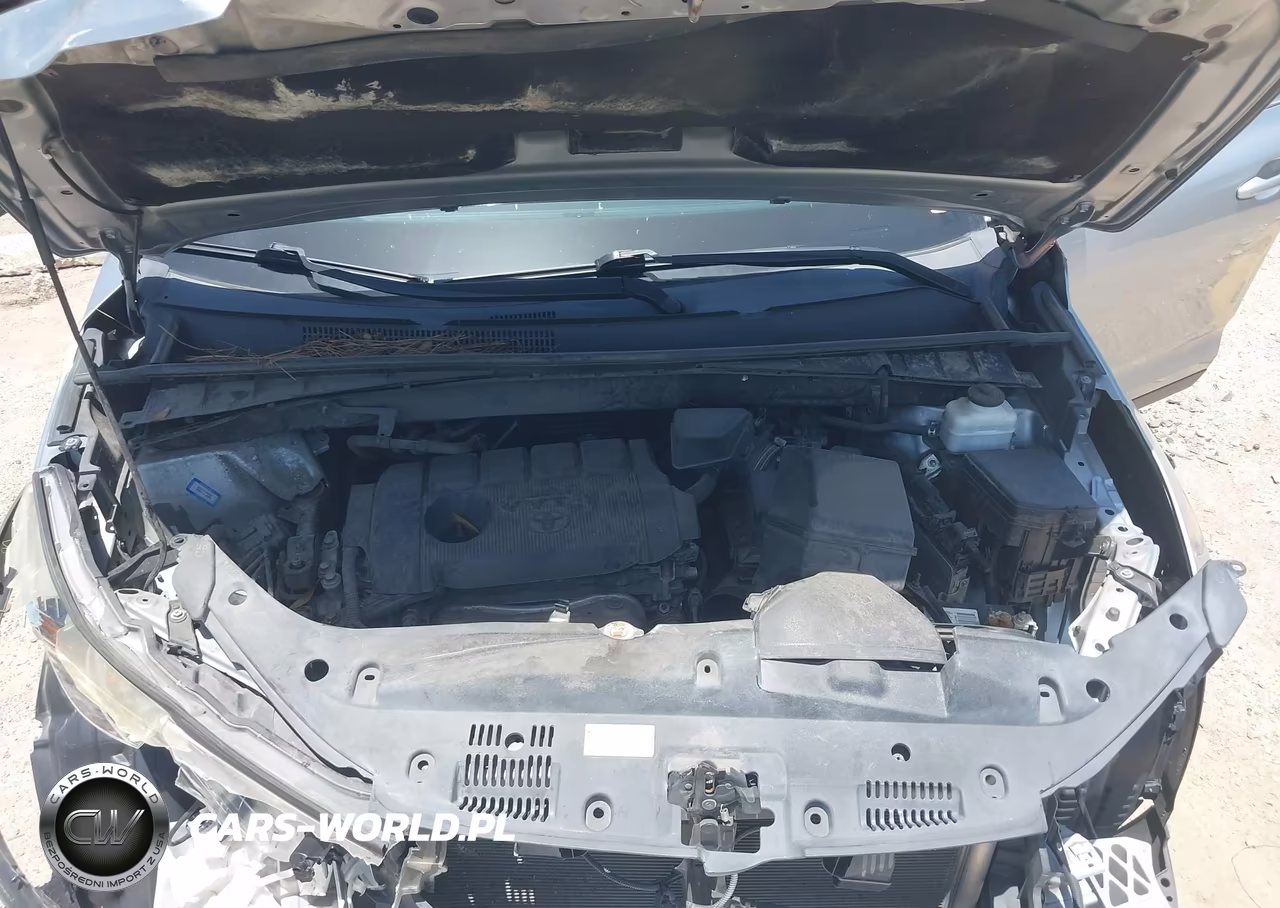 2019 Toyota Highlander Le VIN:5TDZARFH3KS060568 - 10