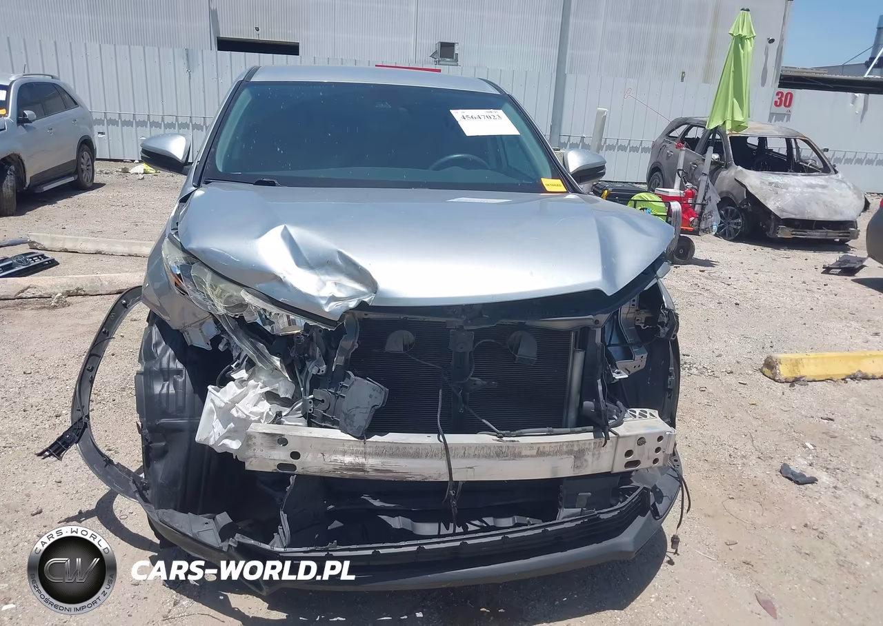 2019 Toyota Highlander Le VIN:5TDZARFH3KS060568 - 13