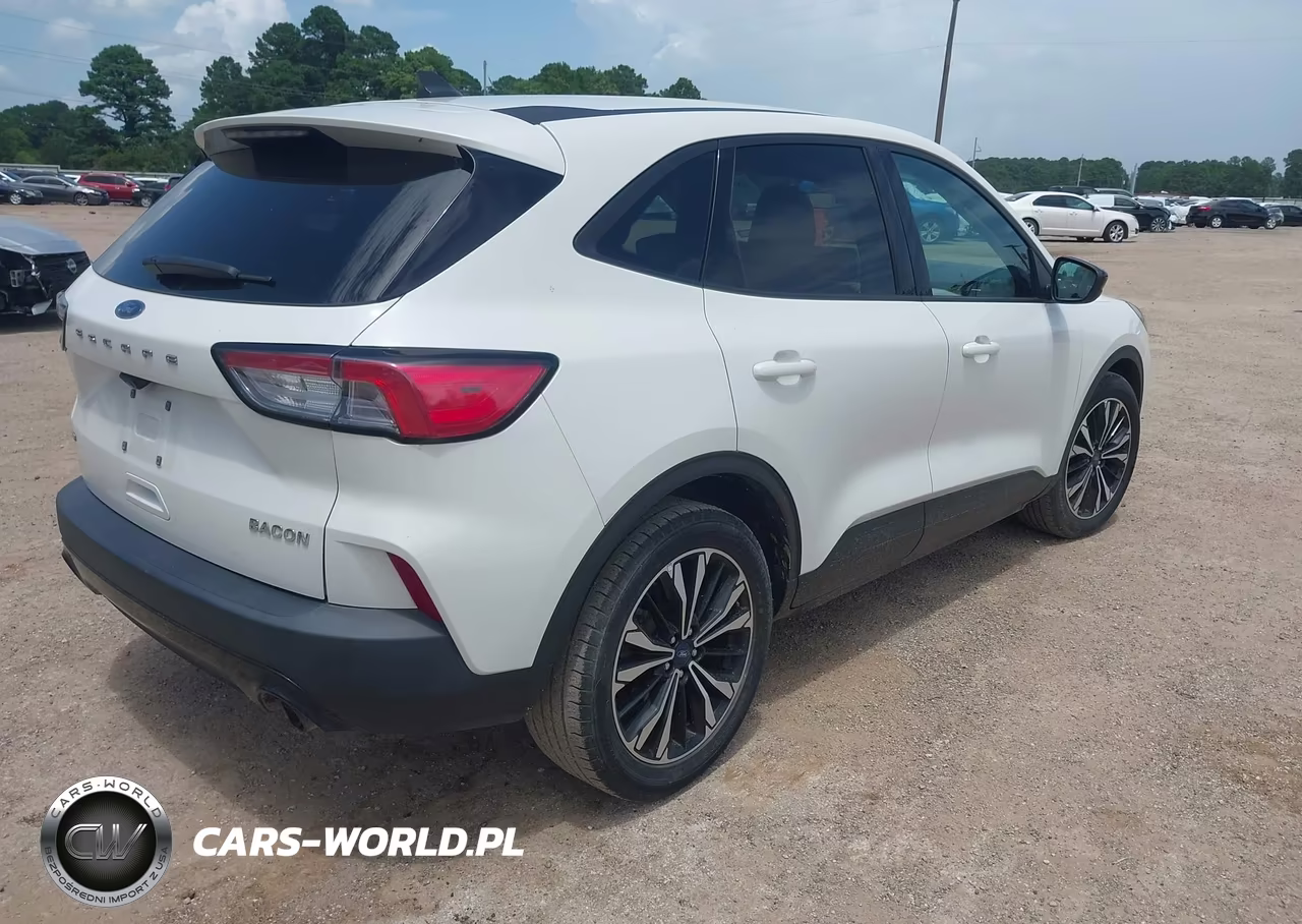 2022 Ford Escape Se VIN:1FMCU0G69NUA94418 - 4