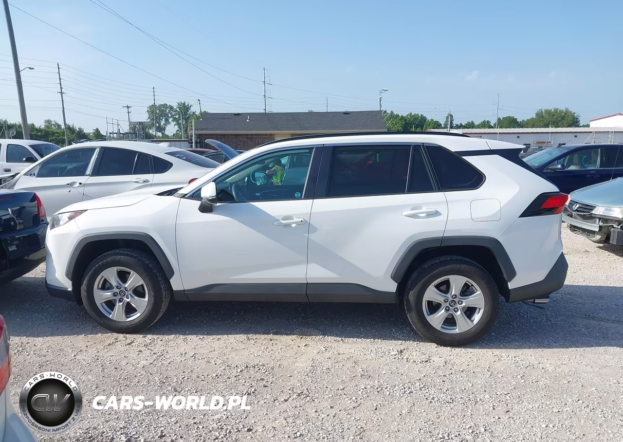 2020 Toyota Rav4 Xle VIN:2T3P1RFV9LC064879 - 14