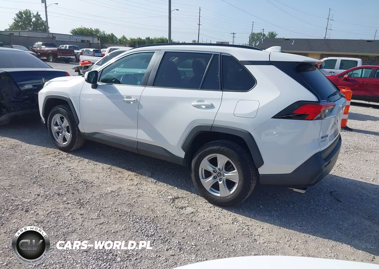 2020 Toyota Rav4 Xle VIN:2T3P1RFV9LC064879 - 3