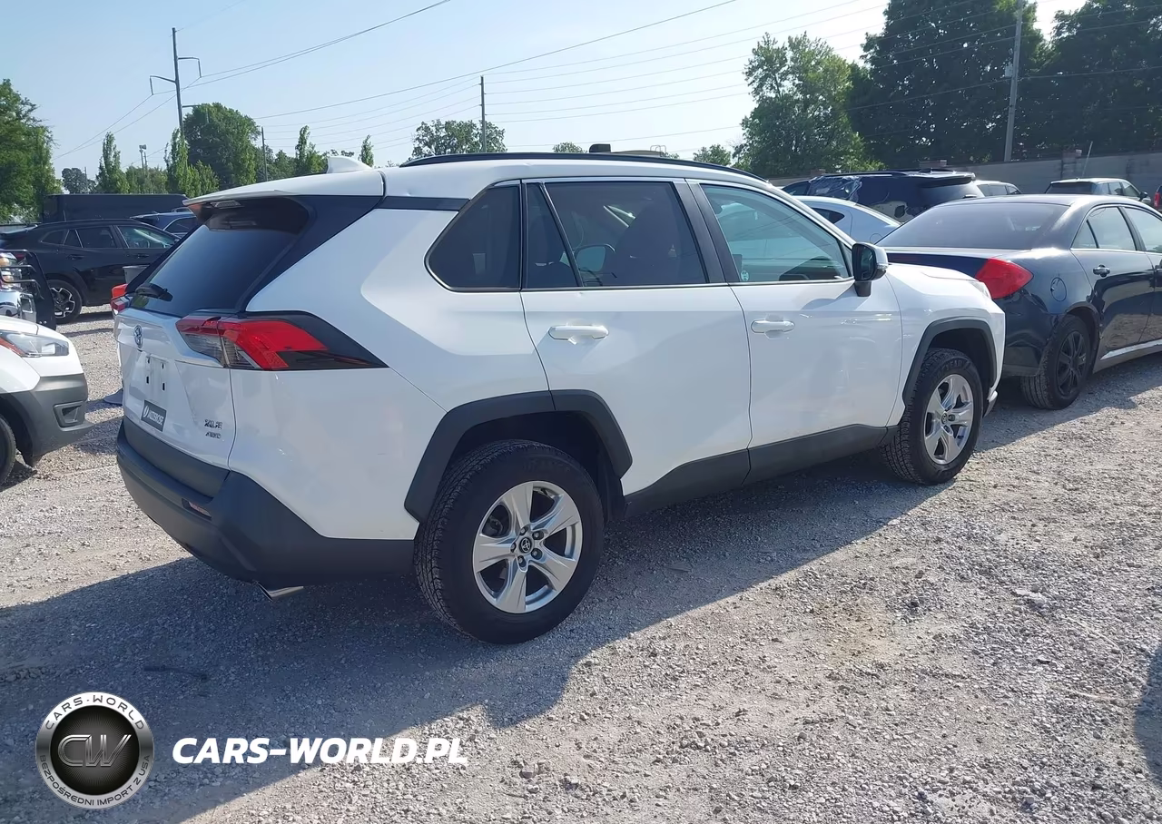 2020 Toyota Rav4 Xle VIN:2T3P1RFV9LC064879 - 4