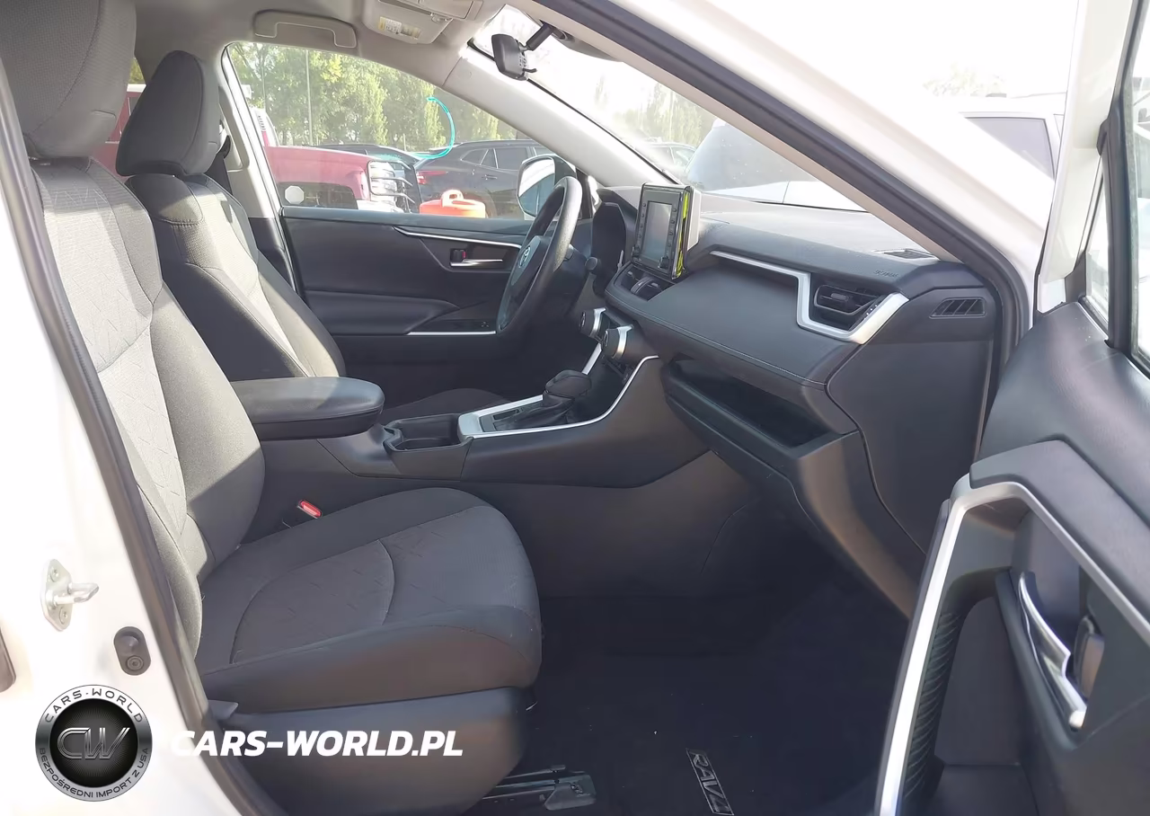 2020 Toyota Rav4 Xle VIN:2T3P1RFV9LC064879 - 5