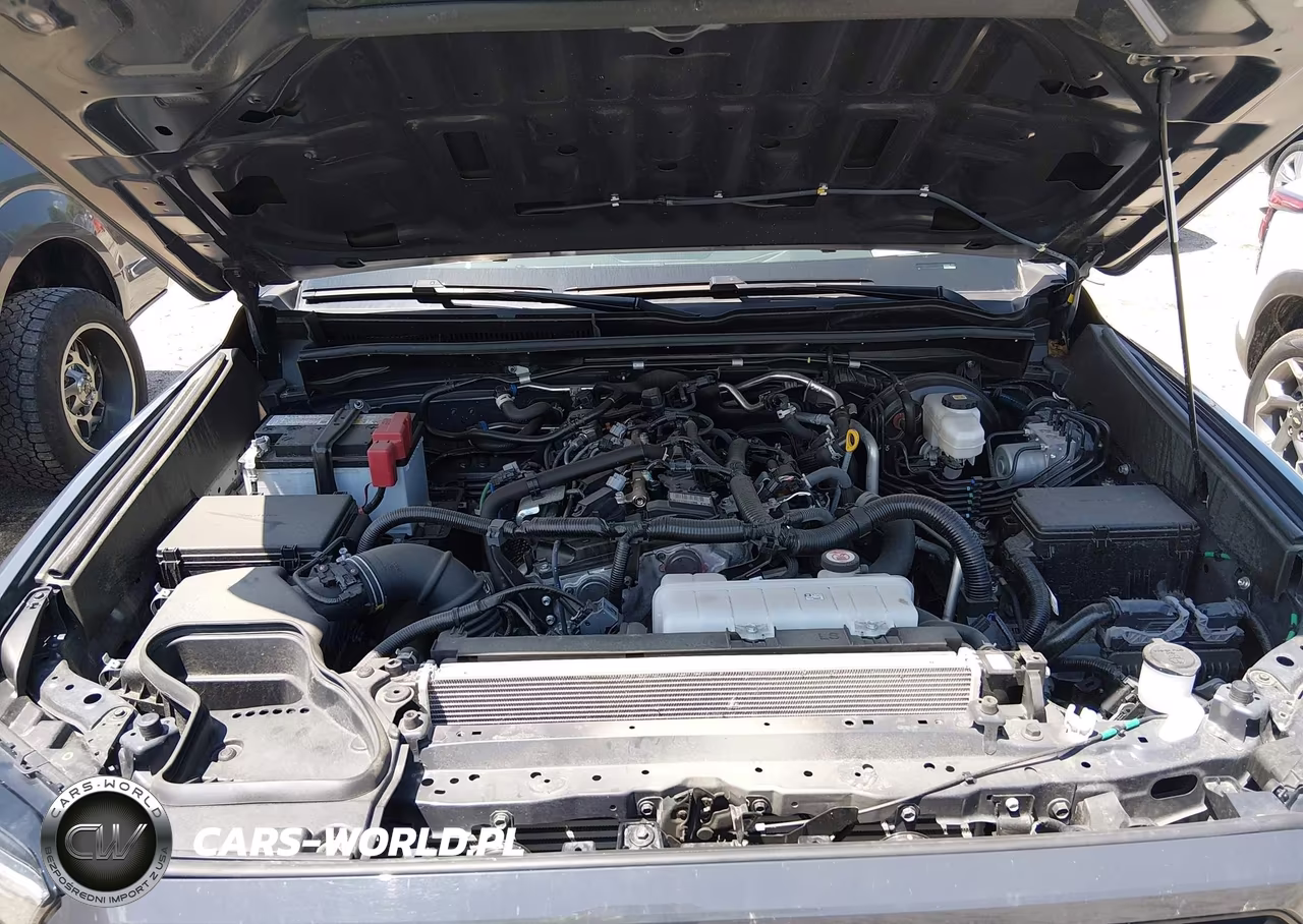 2025 Toyota 4Runner Sr5 VIN:JTEVA5BR9S5037190 - 10