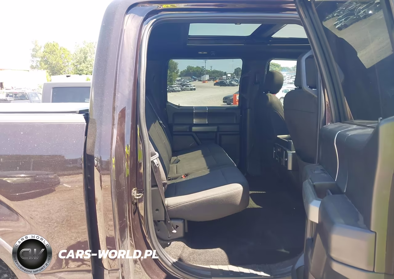 2018 Ford F-150 Xlt VIN:1FTEW1EG9JFB56701 - 8