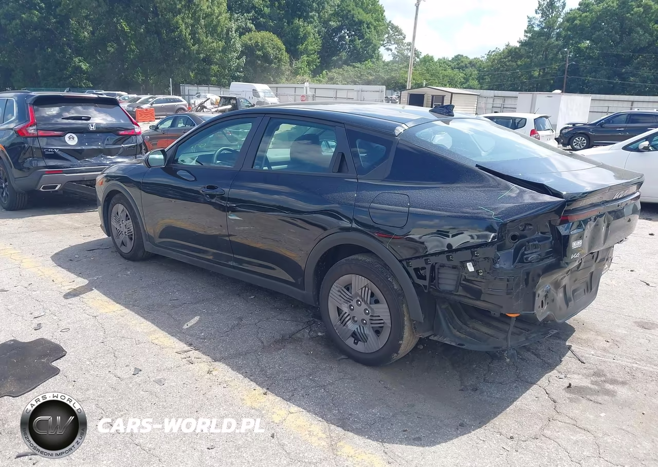 2025 Kia K4 Lx VIN:3KPFT4DE2SE072813 - 3
