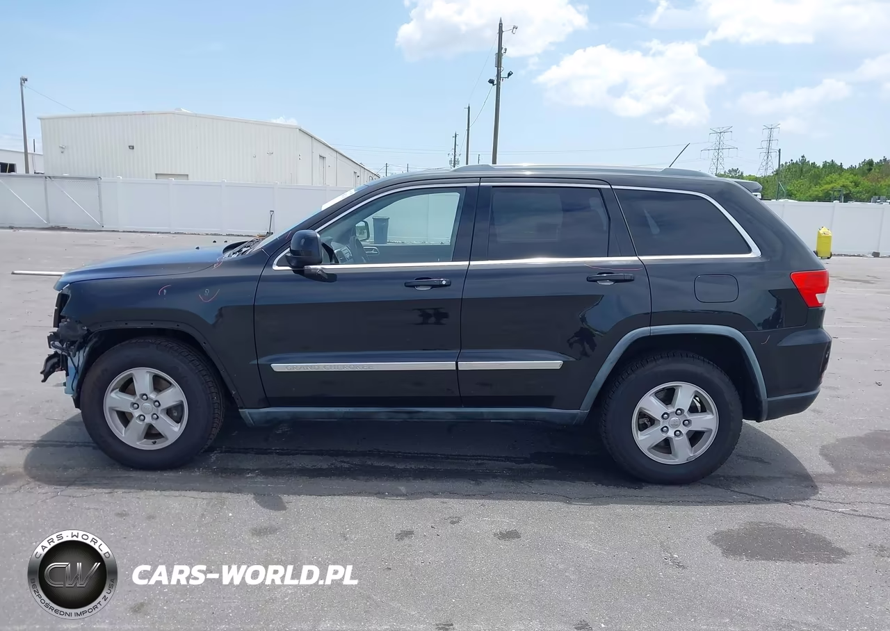 2011 Jeep Grand Cherokee Laredo VIN:1J4RR4GG1BC585285 - 15
