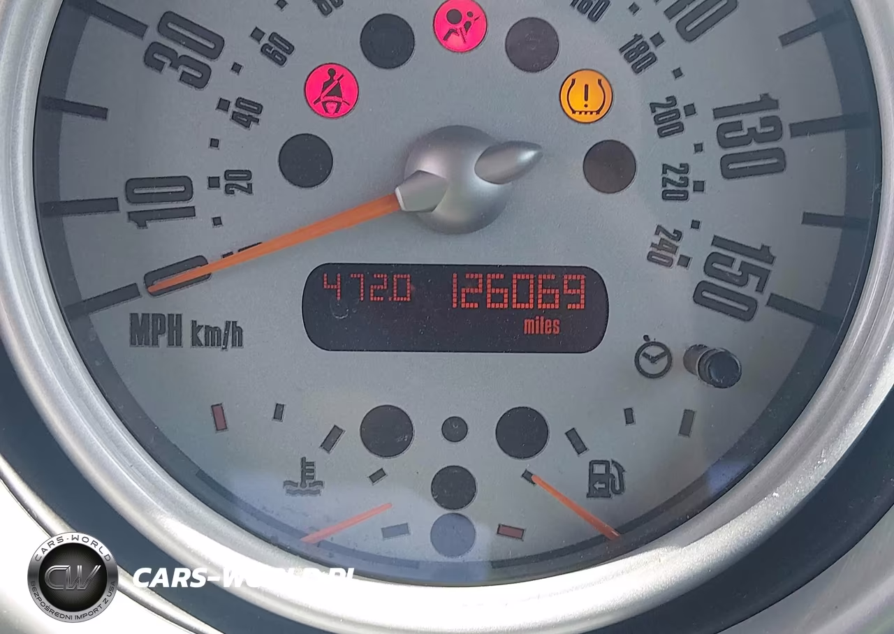 2006 Mini Cooper VIN:WMWRC33596TK70548 - 14