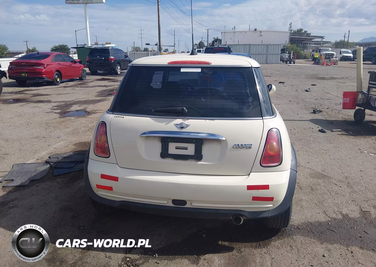 2006 Mini Cooper VIN:WMWRC33596TK70548 - 15