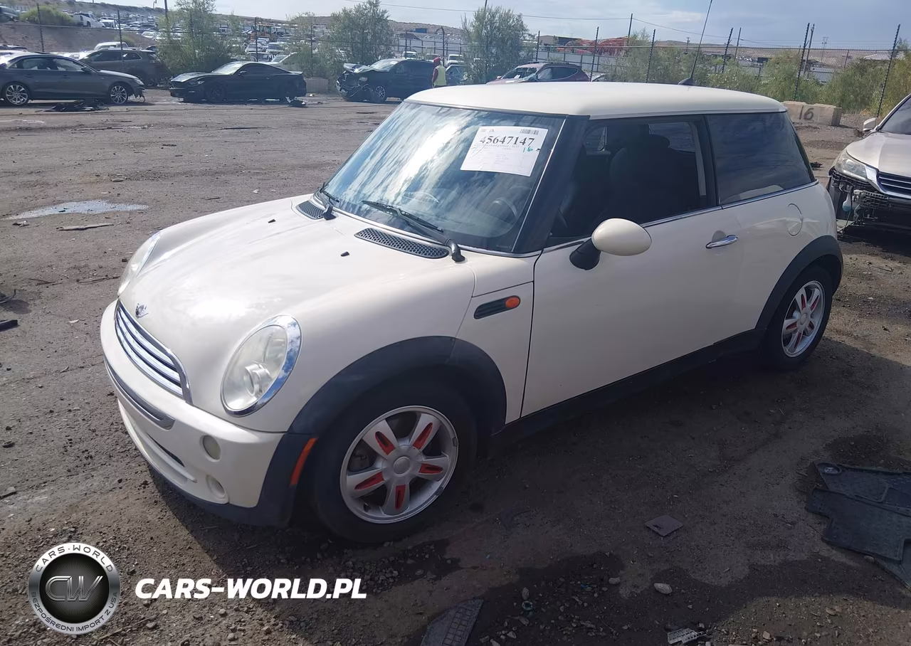 2006 Mini Cooper VIN:WMWRC33596TK70548 - 2