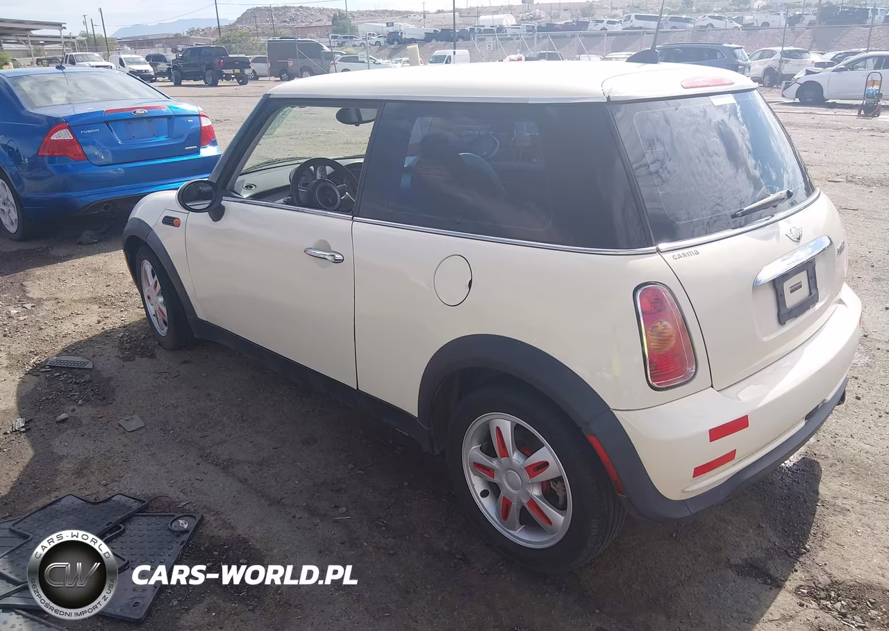 2006 Mini Cooper VIN:WMWRC33596TK70548 - 3