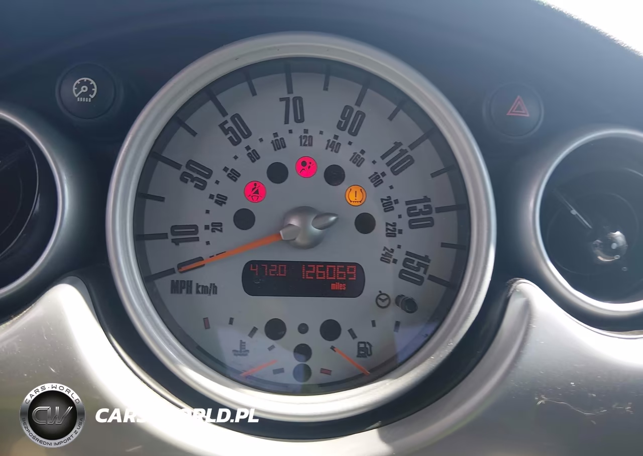 2006 Mini Cooper VIN:WMWRC33596TK70548 - 7
