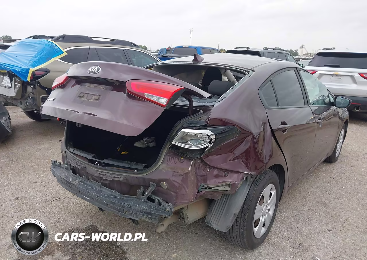 2018 Kia Forte Lx VIN:3KPFK4A70JE190155 - 6