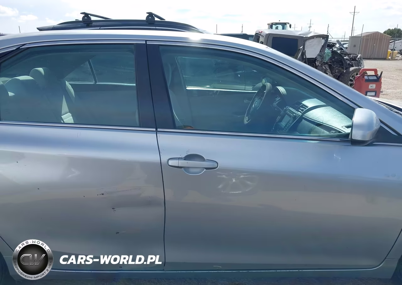 2017 Toyota Camry Le VIN:4T1BF1FK8HU407540 - 14