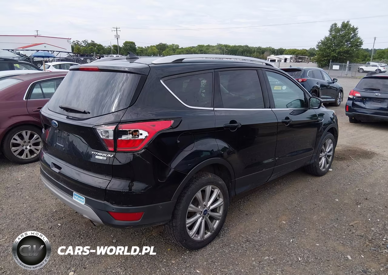 2018 Ford Escape Titanium VIN:1FMCU9J98JUC45248 - 4