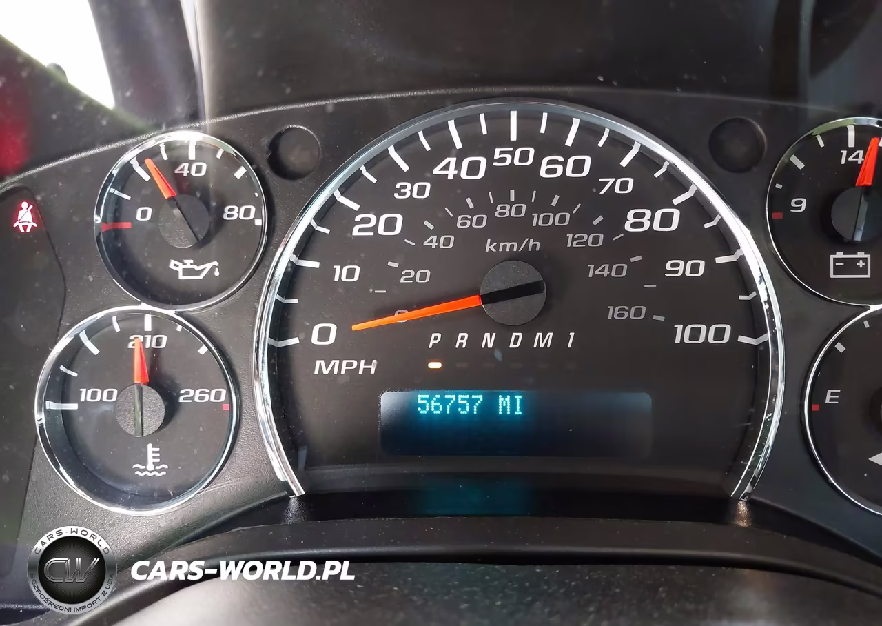 2018 Chevrolet Express 3500 Work Van VIN:1GCZGHFG0J1216822 - 15