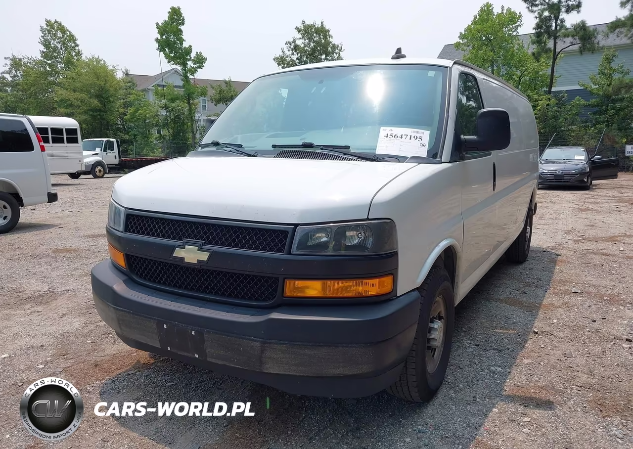 2018 Chevrolet Express 3500 Work Van VIN:1GCZGHFG0J1216822 - 2