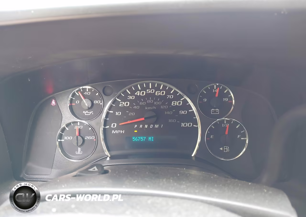 2018 Chevrolet Express 3500 Work Van VIN:1GCZGHFG0J1216822 - 7
