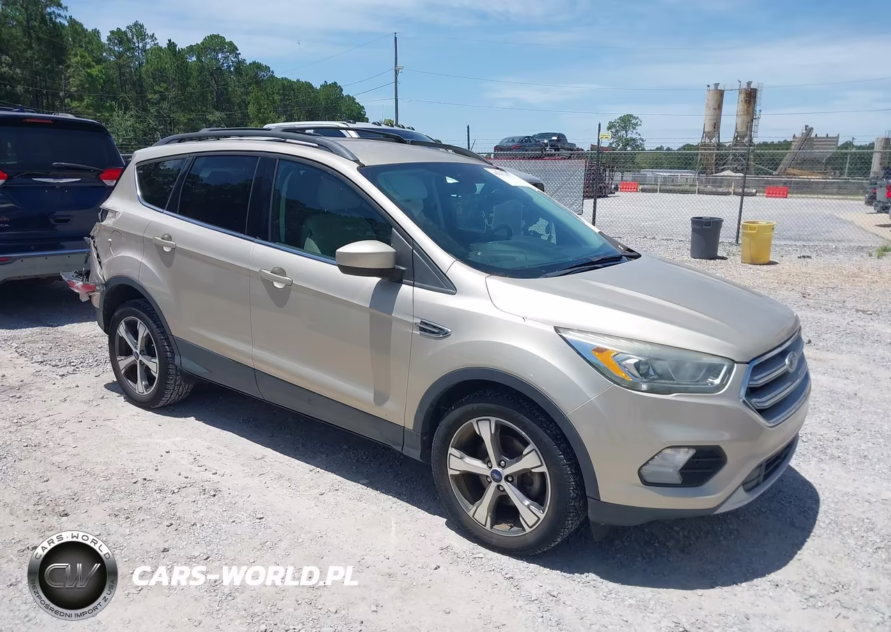 2017 Ford Escape Se VIN:1FMCU0GD9HUA57758 - 1
