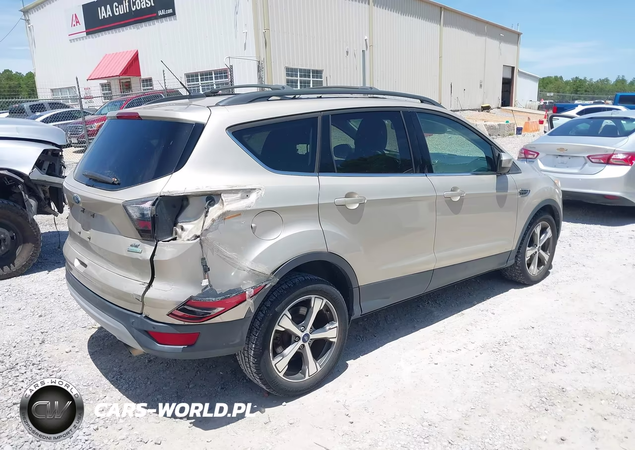 2017 Ford Escape Se VIN:1FMCU0GD9HUA57758 - 4
