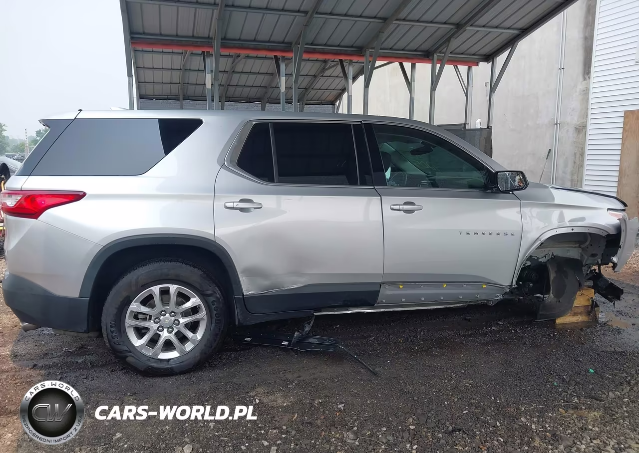 2018 Chevrolet Traverse Ls VIN:1GNERFKW2JJ277459 - 13