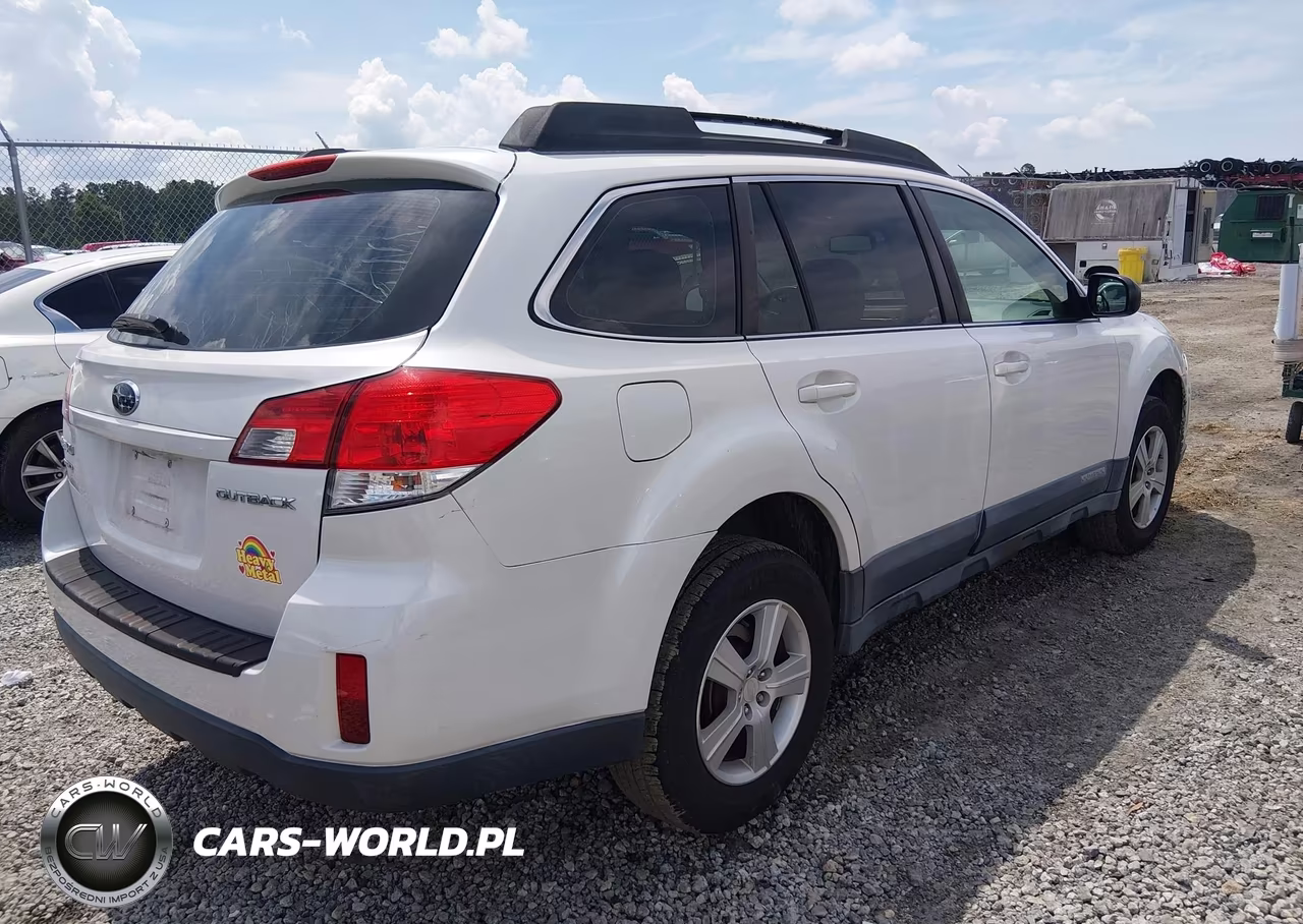 2010 Subaru Outback 2.5I VIN:4S4BRCAC4A3328302 - 4