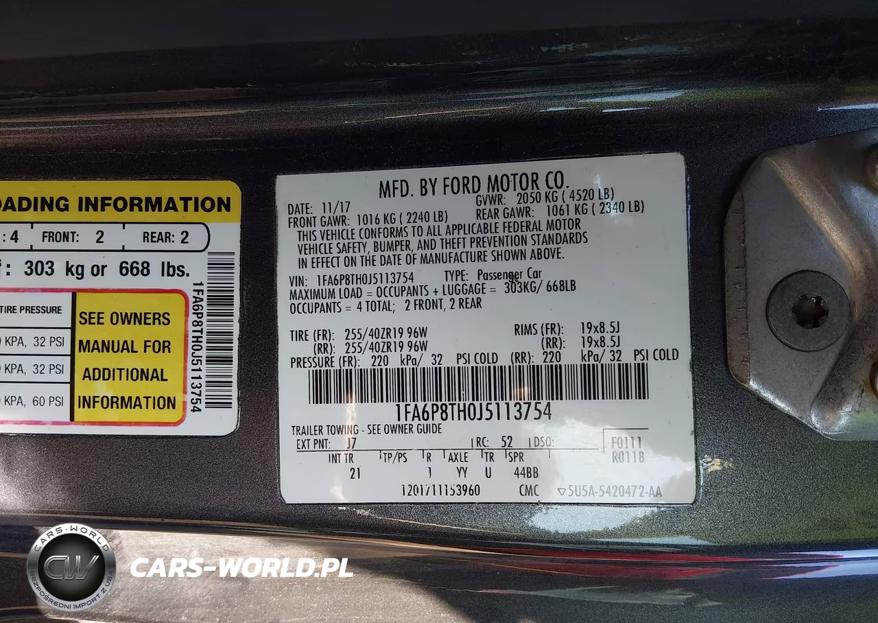 2018 Ford Mustang Ecoboost VIN:1FA6P8TH0J5113754 - 9