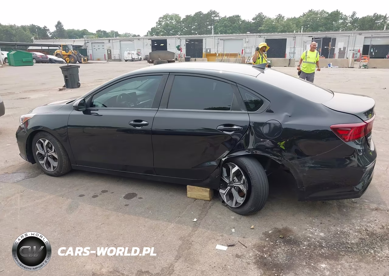 2019 Kia Forte Lxs VIN:3KPF24AD8KE066903 - 14