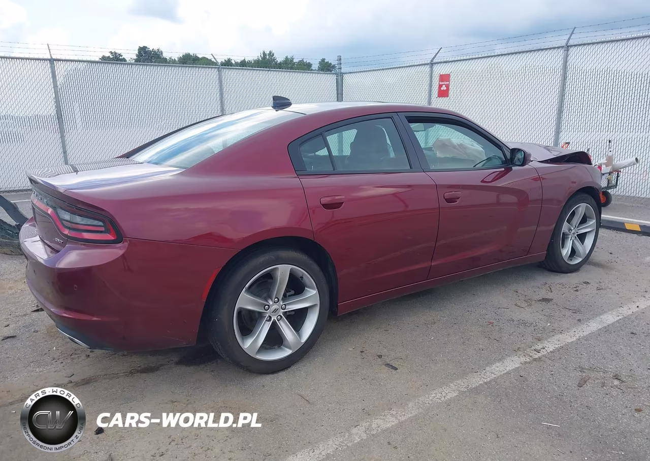 2018 Dodge Charger Sxt Plus Rwd VIN:2C3CDXHG4JH158225 - 4