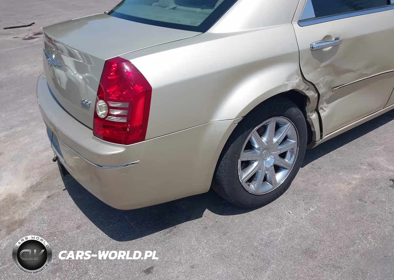 2010 Chrysler 300 Touring-Signature Series-Executive Series VIN:2C3CA5CV7AH147397 - 15