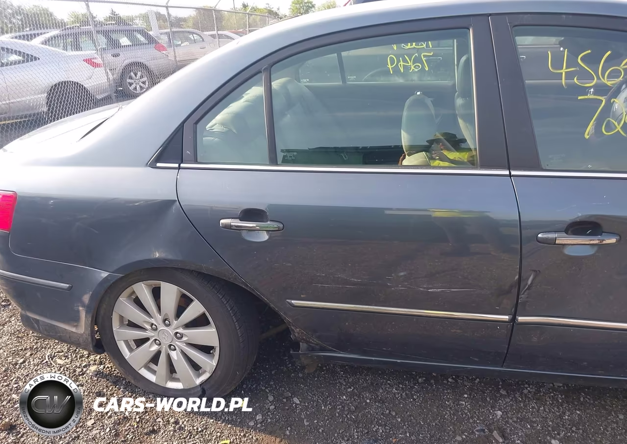 2009 Hyundai Sonata Limited VIN:5NPEU46C09H525773 - 12