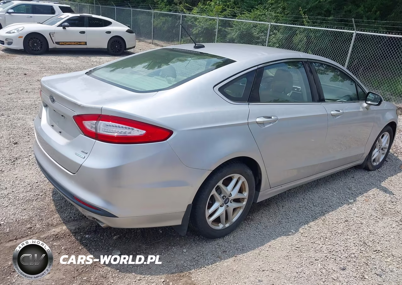 2013 Ford Fusion Se VIN:3FA6P0HRXDR340745 - 4