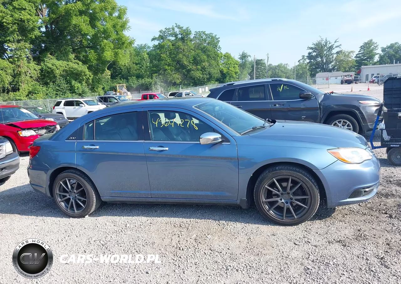 2011 Chrysler 200 Limited VIN:1C3BC2FG7BN571754 - 13