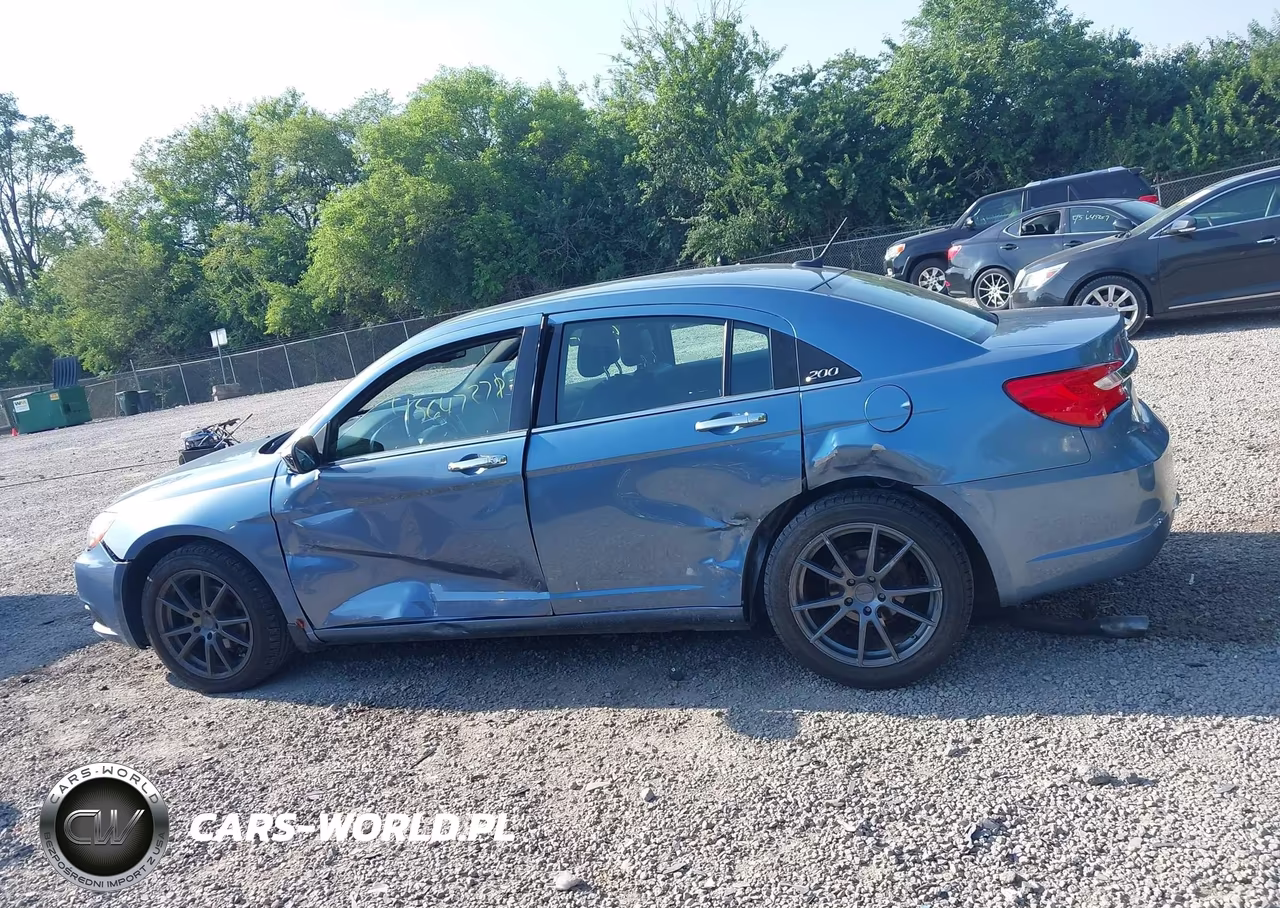 2011 Chrysler 200 Limited VIN:1C3BC2FG7BN571754 - 14