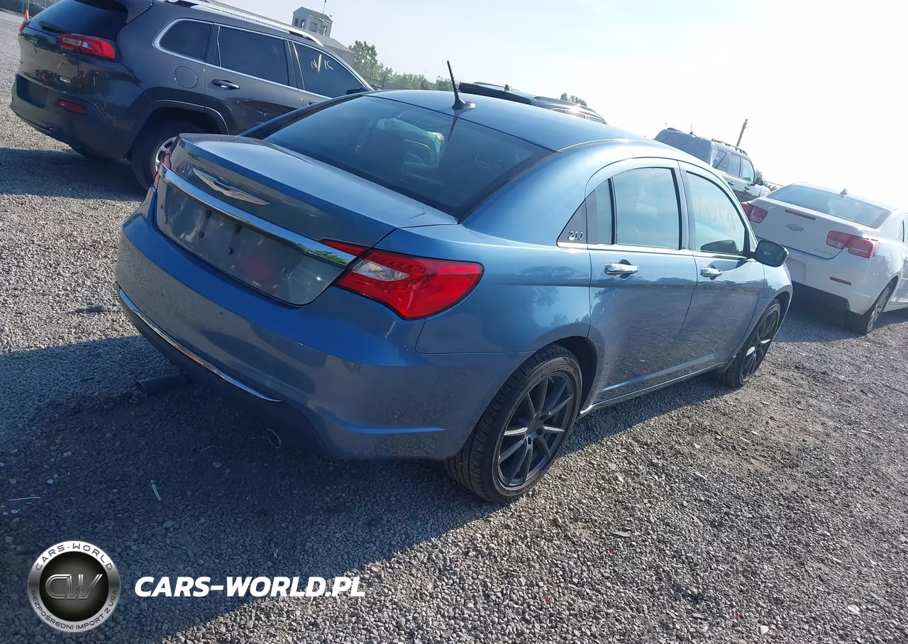 2011 Chrysler 200 Limited VIN:1C3BC2FG7BN571754 - 4