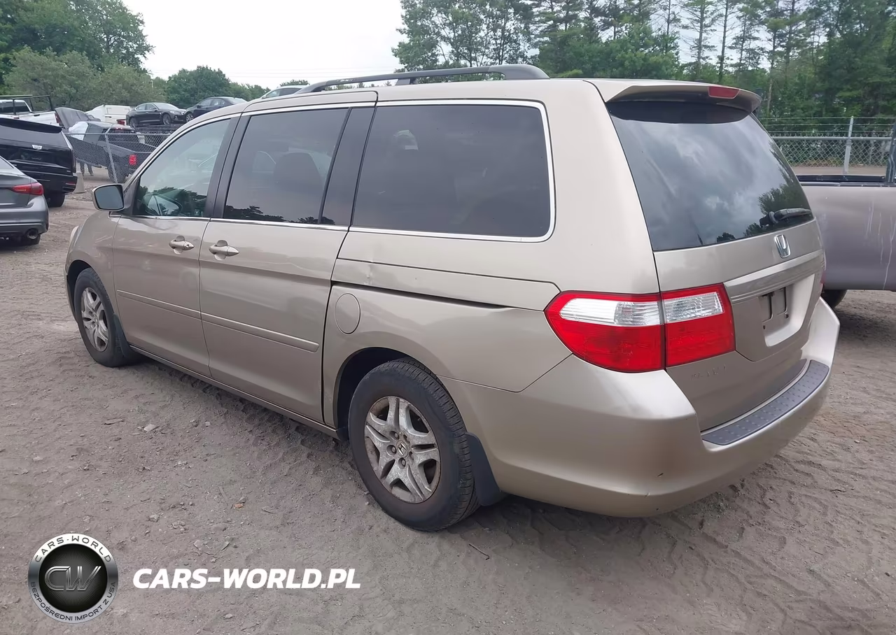 2006 Honda Odyssey Ex VIN:5FNRL38486B068256 - 3