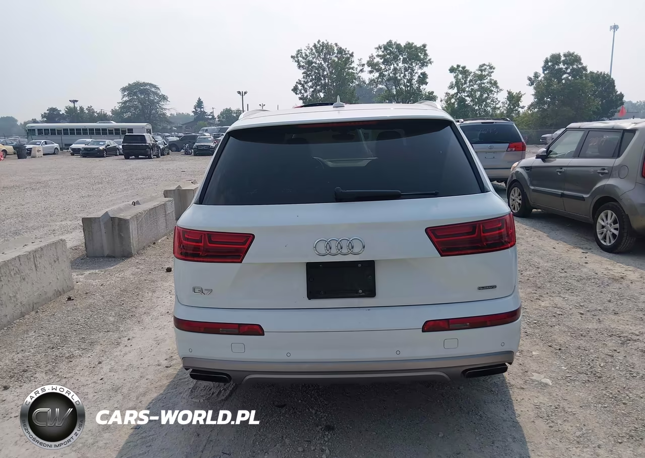 2017 Audi Q7 2.0T Premium VIN:WA1AHAF78HD044463 - 16