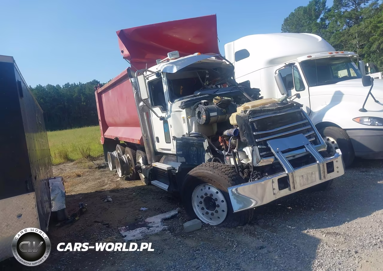 2019 Mack Granite