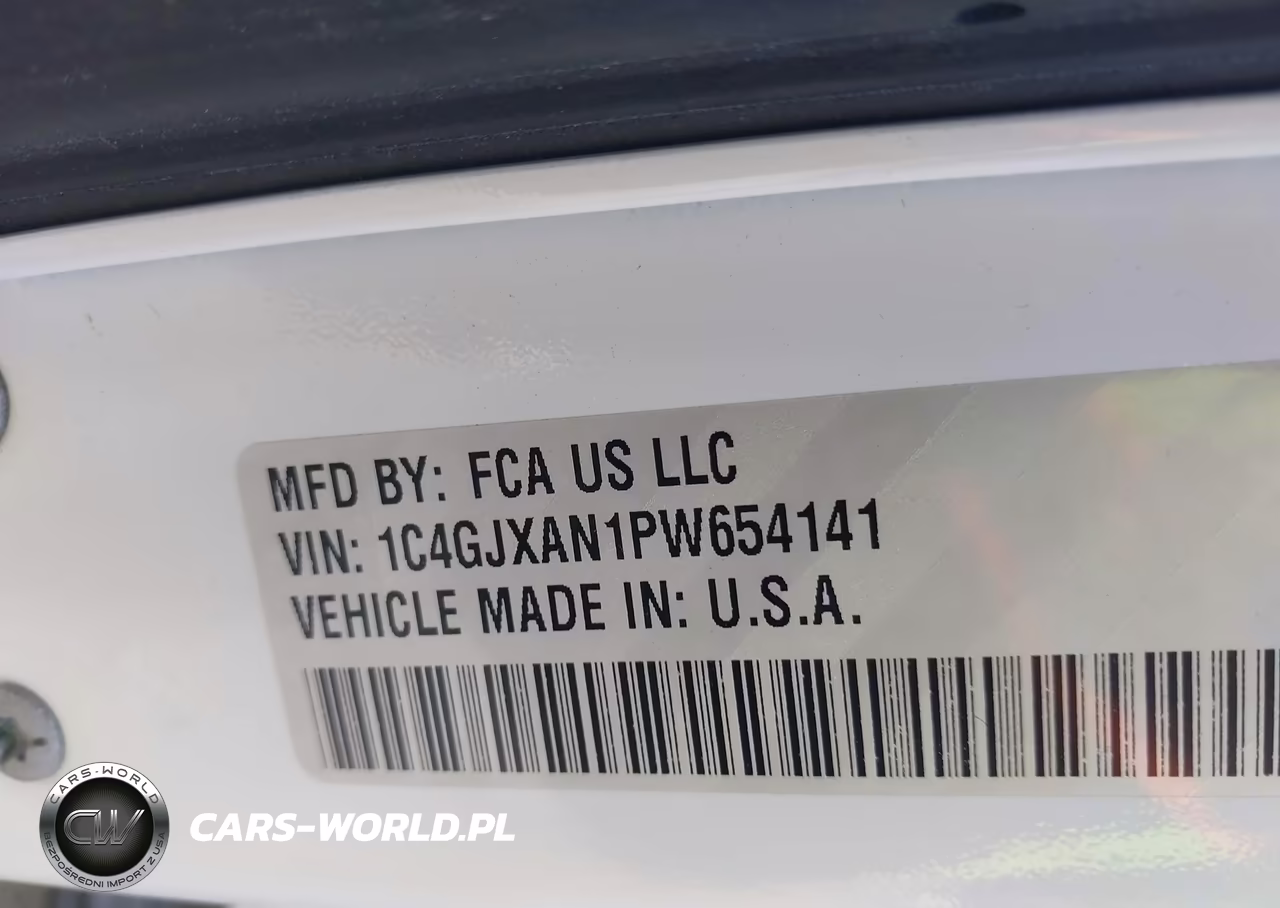 2023 Jeep Wrangler 2-Door Sport S 4X4 VIN:1C4GJXAN1PW654141 - 9