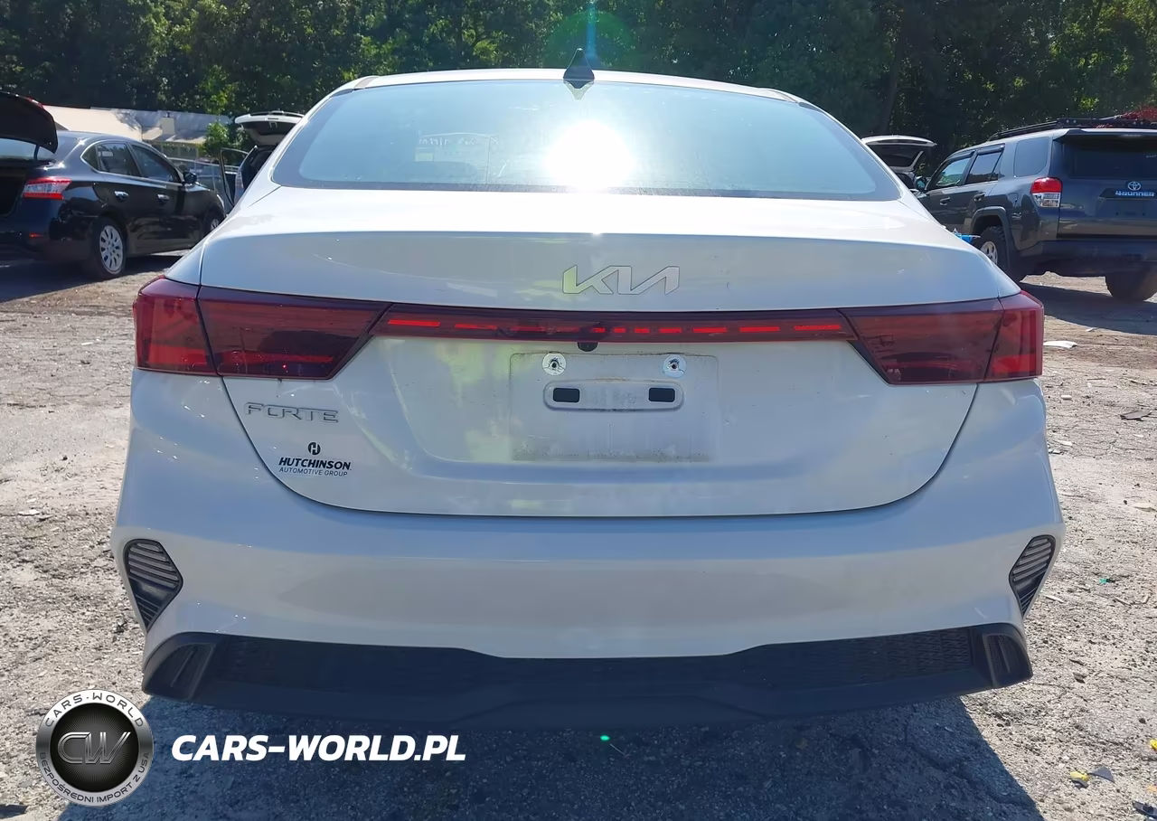2024 Kia Forte Lxs VIN:3KPF24AD1RE794475 - 17